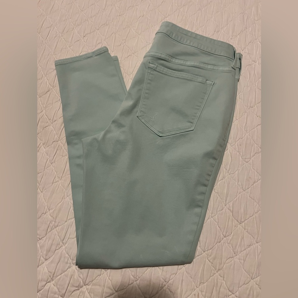 Old Navy Women’s skinny jeans size 14